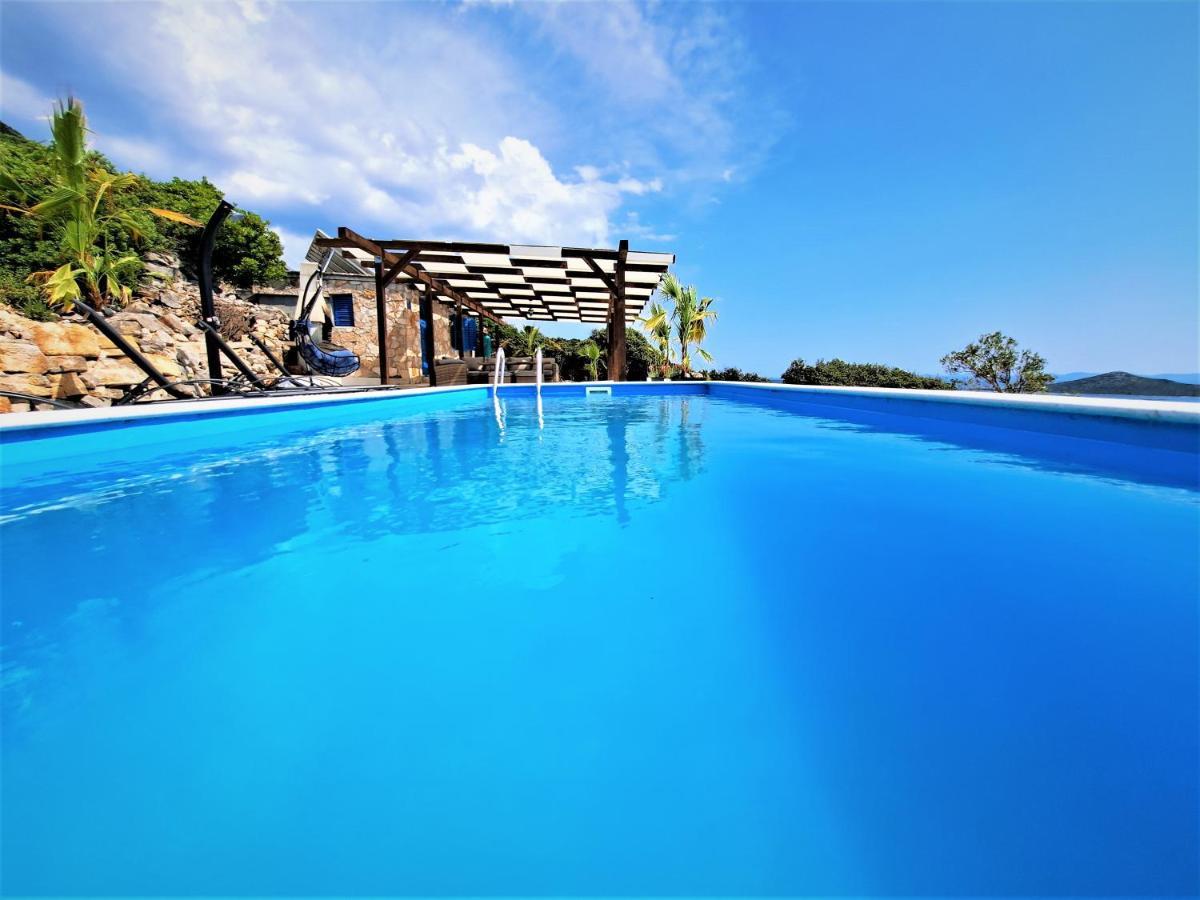 Villa Robinson Tkon Buitenkant foto