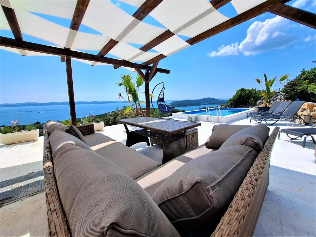 Villa Robinson Tkon Buitenkant foto
