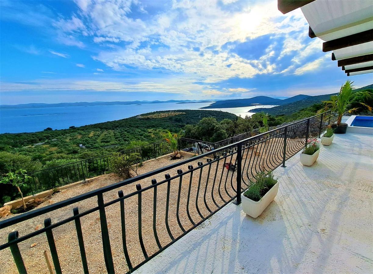 Villa Robinson Tkon Buitenkant foto