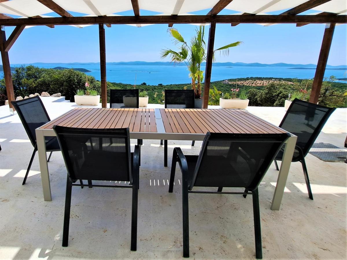 Villa Robinson Tkon Buitenkant foto